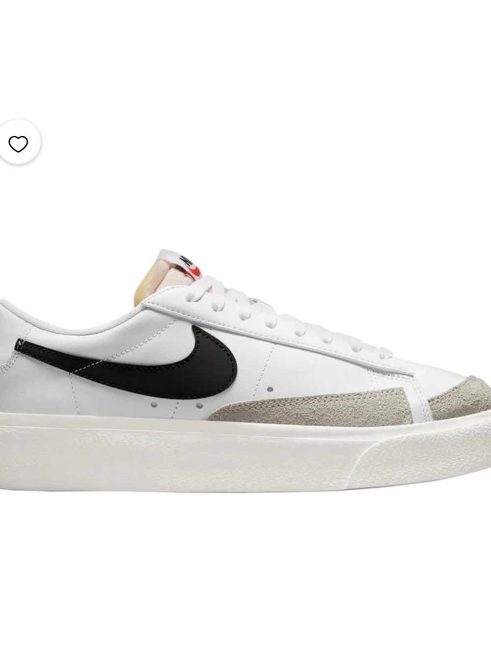Nike women’s Blazer low platform